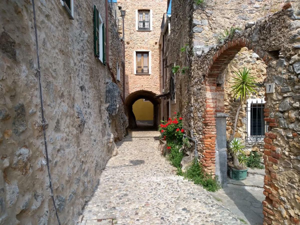 Acasadigiuly Villa Ceriale Exterior foto