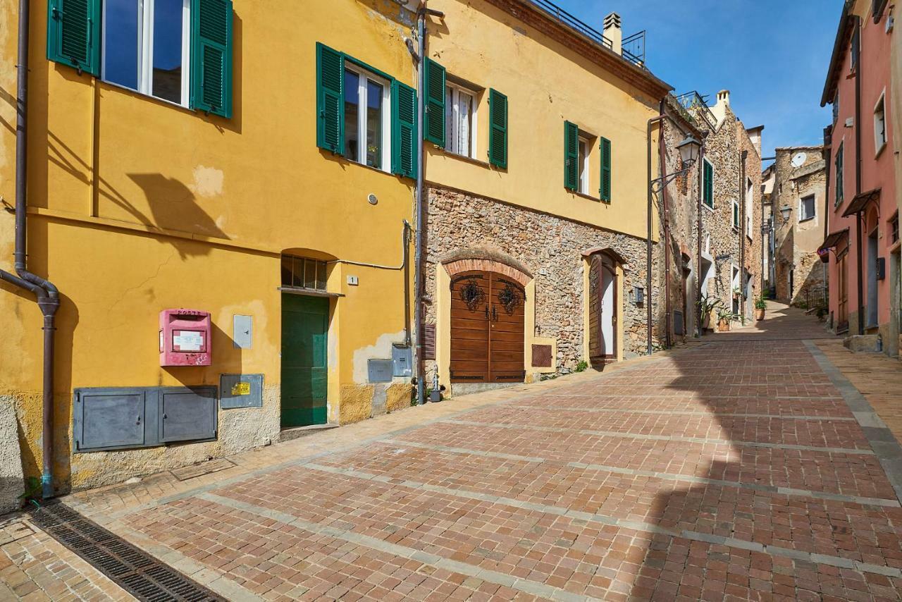 Acasadigiuly Villa Ceriale Exterior foto