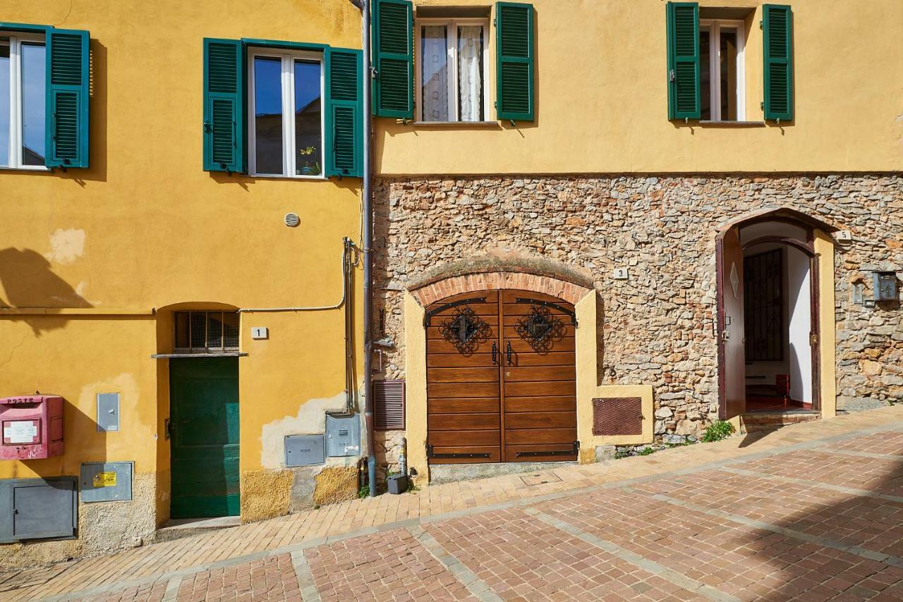 Acasadigiuly Villa Ceriale Exterior foto